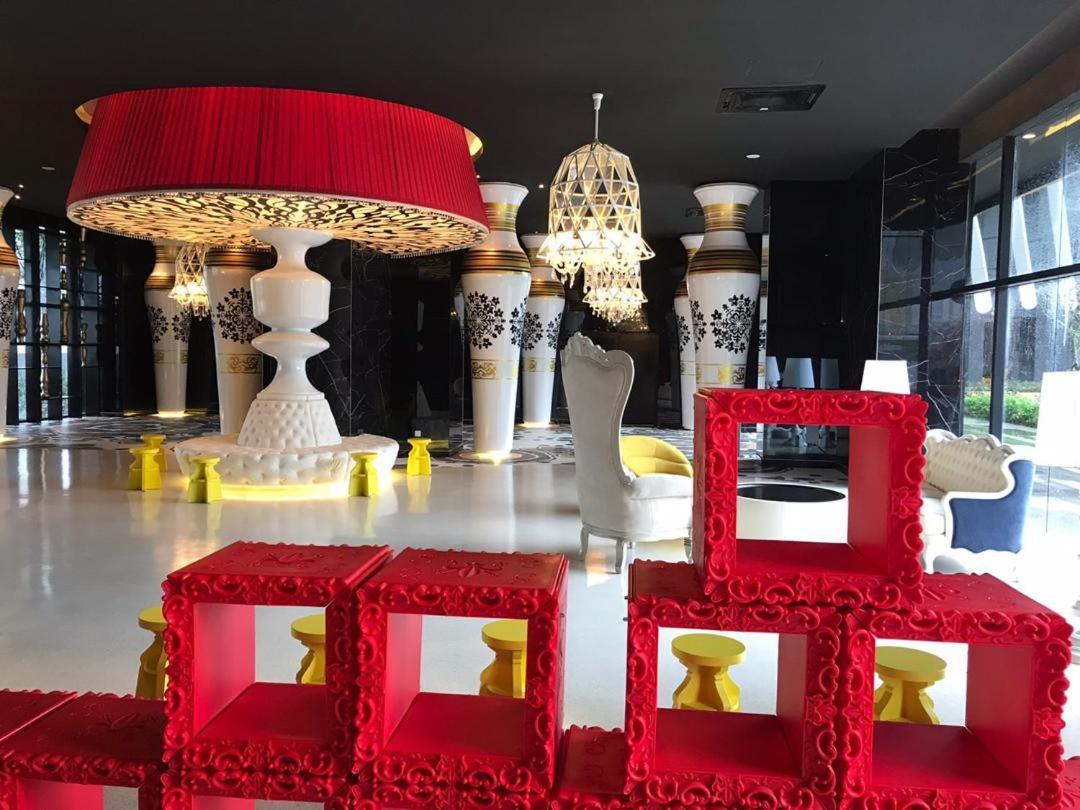 Arte Mont Kiara Host By Host Corner Suites Kuala Lumpur Buitenkant foto